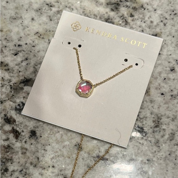 💎 Kendra Scott Davie Dichroic Glass Gold Pendant Necklace - Picture 3 of 4